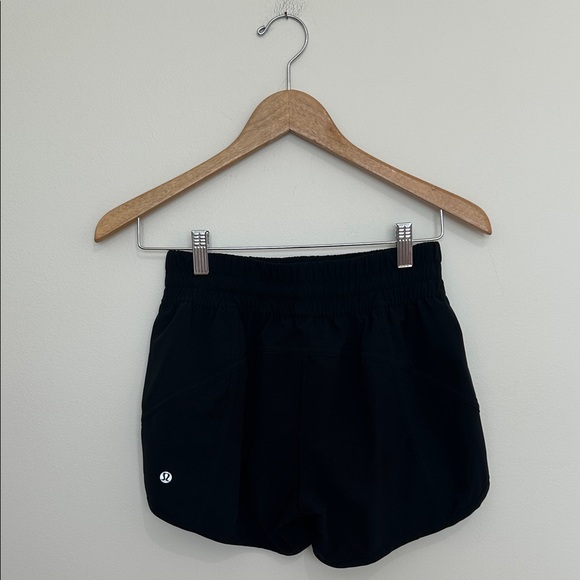 lululemon athletica Track That High-Rise Lined Shorts Size 6 - Picture 2 of 3